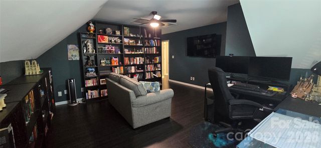 657 Gable Oaks Lane NW, Concord, NC 28027