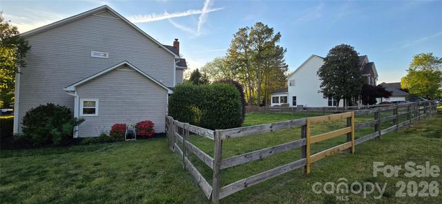 657 Gable Oaks Lane NW, Concord, NC 28027