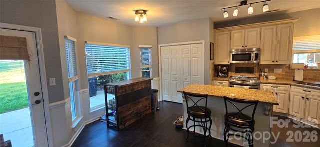 657 Gable Oaks Lane NW, Concord, NC 28027