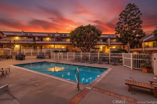 946 W 220th Street 216, Torrance, CA 90502
