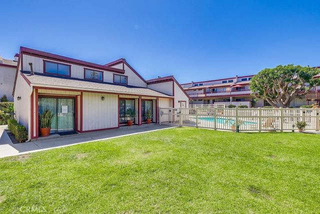 946 W 220th Street 216, Torrance, CA 90502