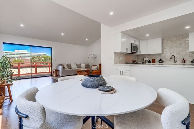 946 W 220th Street 216, Torrance, CA 90502