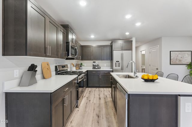 61532 Parrell Rd 9, Bend, OR 97702