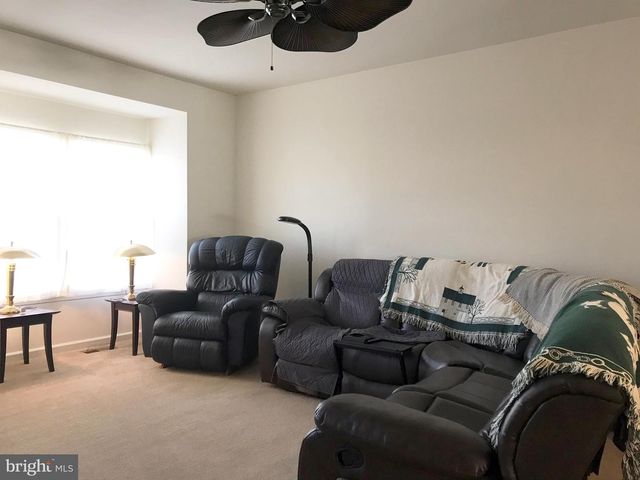 97 DON QUIXOTE DR, Charles Town, WV 25414