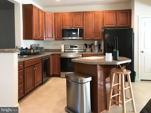 97 DON QUIXOTE DR, Charles Town, WV 25414