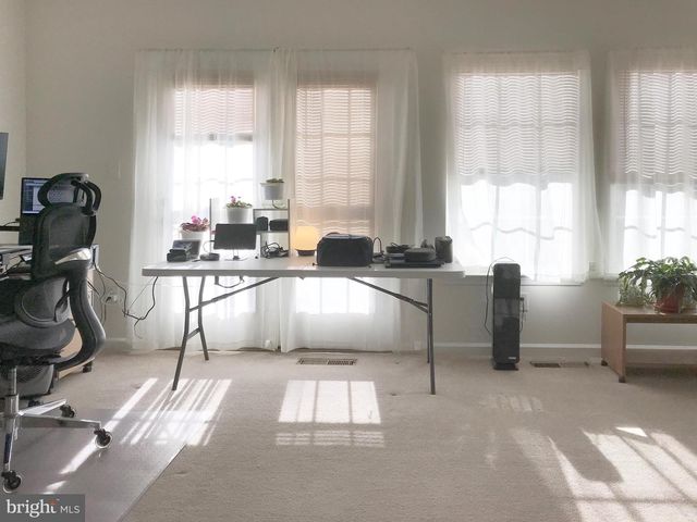 97 DON QUIXOTE DR, Charles Town, WV 25414