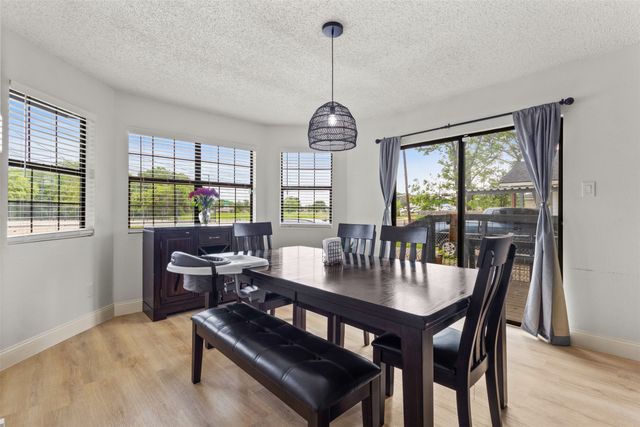 5418 Singleton Boulevard, Dallas, TX 75212