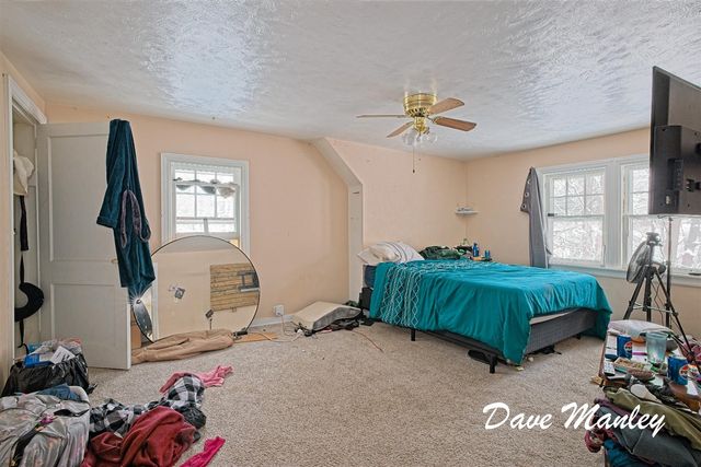 1335 Crestbrook Avenue, Norton Shores, MI 49444