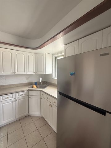 259-54 Craft Avenue 2, Rosedale, NY 11422