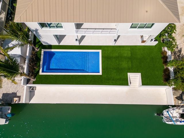 117 Leoni Drive, Plantation Key, FL 33036