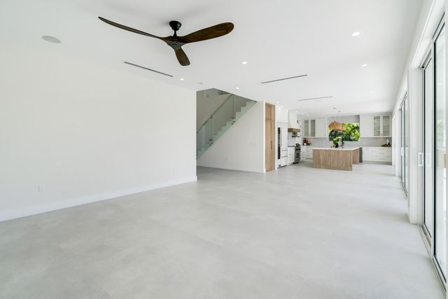 117 Leoni Drive, Plantation Key, FL 33036