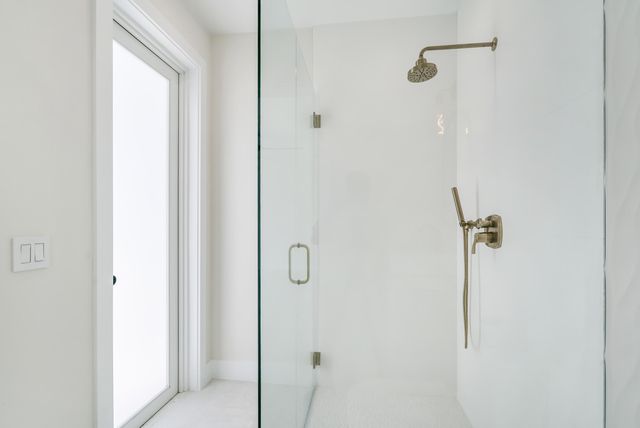 117 Leoni Drive, Plantation Key, FL 33036