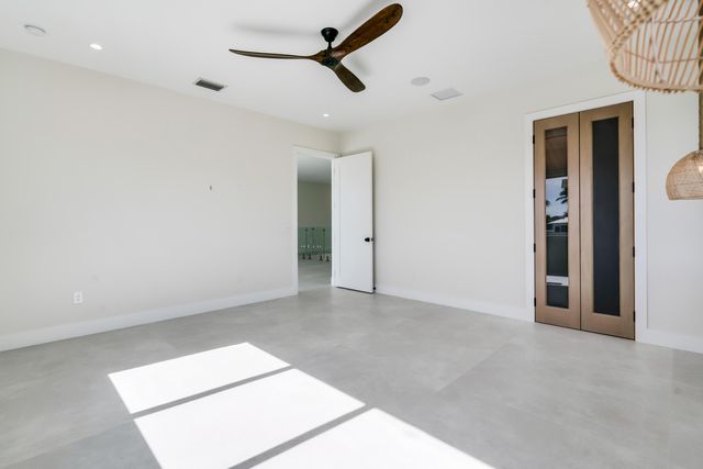 117 Leoni Drive, Plantation Key, FL 33036