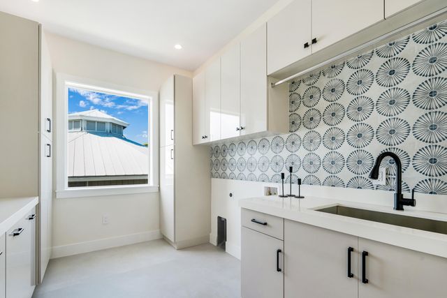 117 Leoni Drive, Plantation Key, FL 33036