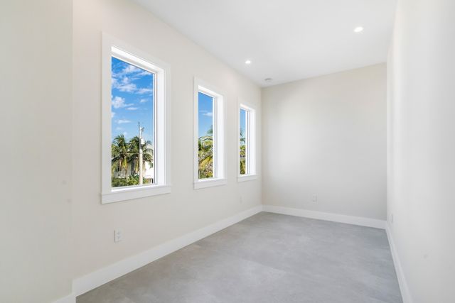 117 Leoni Drive, Plantation Key, FL 33036