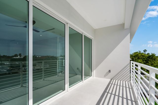 117 Leoni Drive, Plantation Key, FL 33036