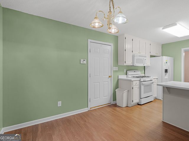 122 Old Stonewall Drive, Locust Grove, GA 30248