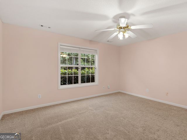 122 Old Stonewall Drive, Locust Grove, GA 30248