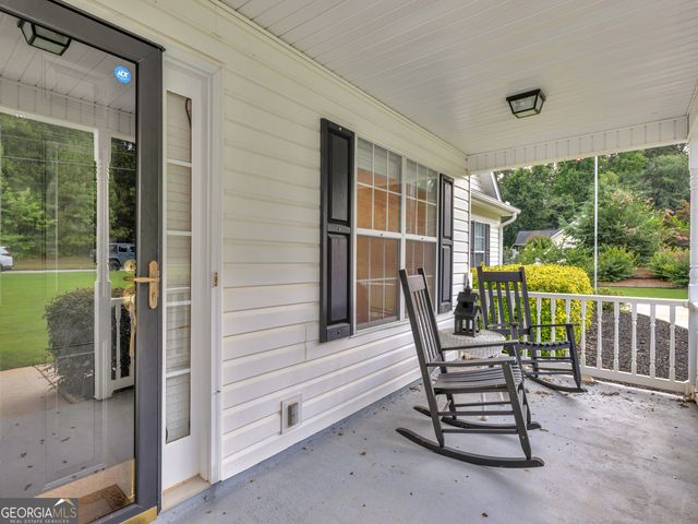 122 Old Stonewall Drive, Locust Grove, GA 30248