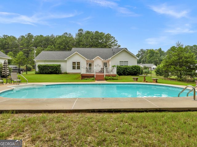 122 Old Stonewall Drive, Locust Grove, GA 30248