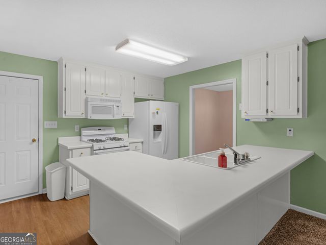 122 Old Stonewall Drive, Locust Grove, GA 30248