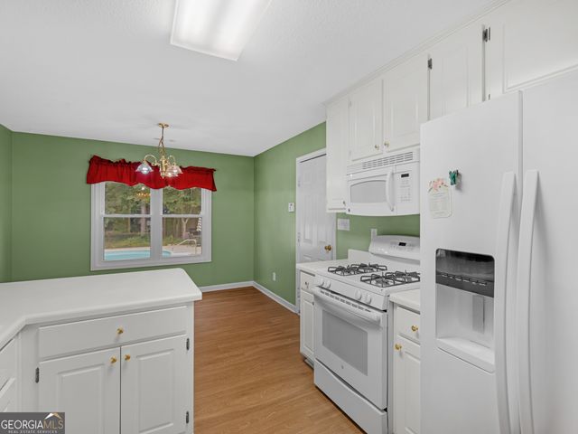 122 Old Stonewall Drive, Locust Grove, GA 30248