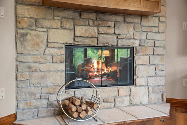 W144N9813 Sun Valley TRAIL, Germantown, WI 53022