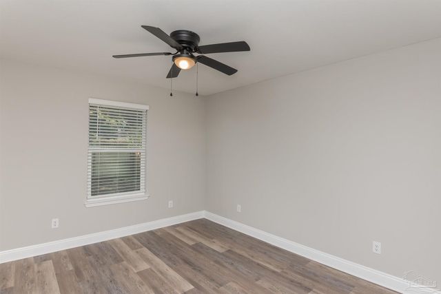 245 Cary Memorial, Pensacola, FL 32505