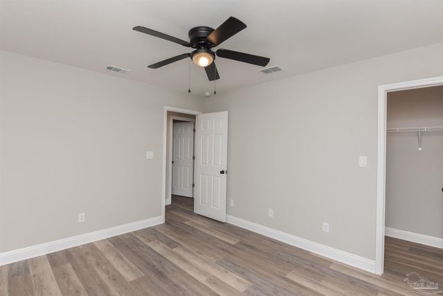 245 Cary Memorial, Pensacola, FL 32505