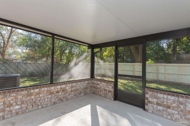 245 Cary Memorial, Pensacola, FL 32505