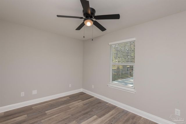 245 Cary Memorial, Pensacola, FL 32505