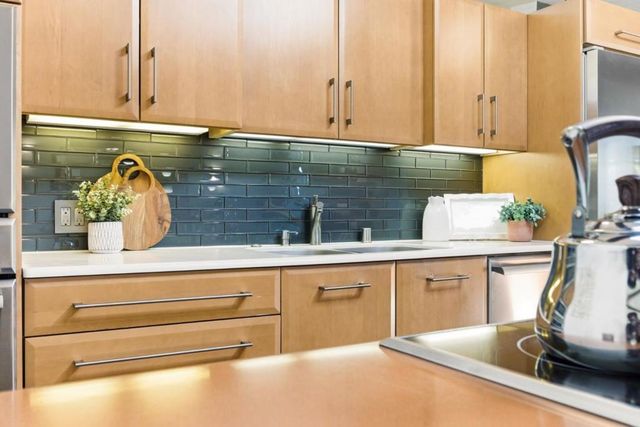 2027 New Brunswick Drive, San Mateo, CA 94402