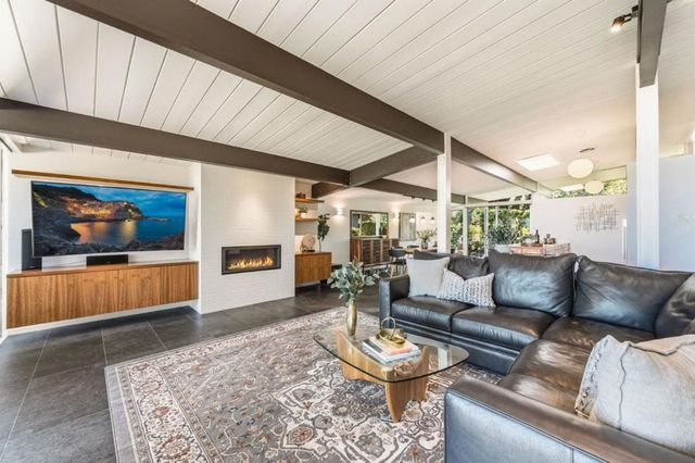 2027 New Brunswick Drive, San Mateo, CA 94402