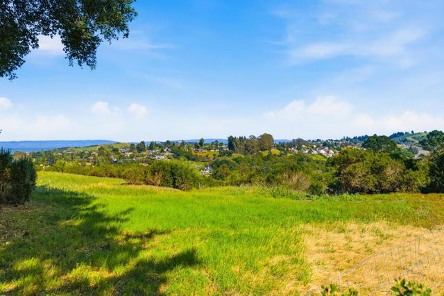 2027 New Brunswick Drive, San Mateo, CA 94402