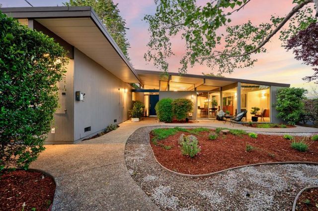 2027 New Brunswick Drive, San Mateo, CA 94402