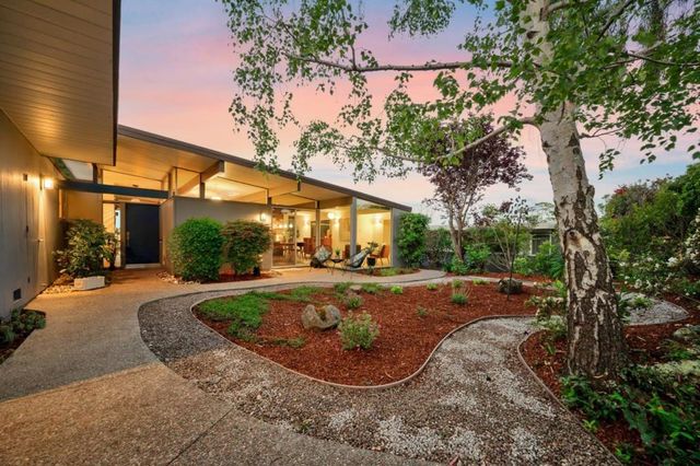 2027 New Brunswick Drive, San Mateo, CA 94402