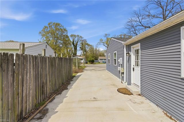 5609 Anthony RD, Virginia Beach, VA 23455