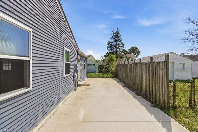 5609 Anthony RD, Virginia Beach, VA 23455