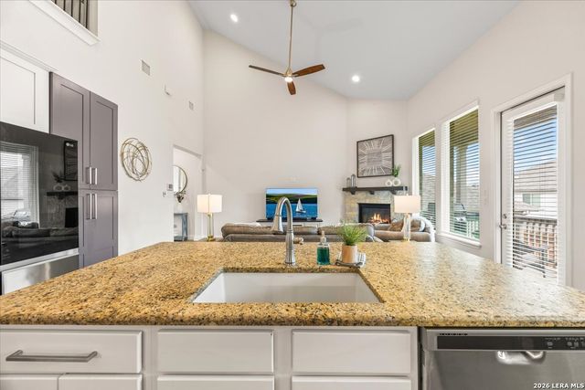 28806 Oldlyme Way, San Antonio, TX 78260