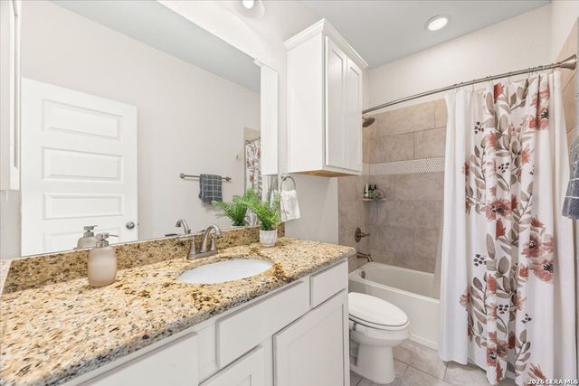 28806 Oldlyme Way, San Antonio, TX 78260