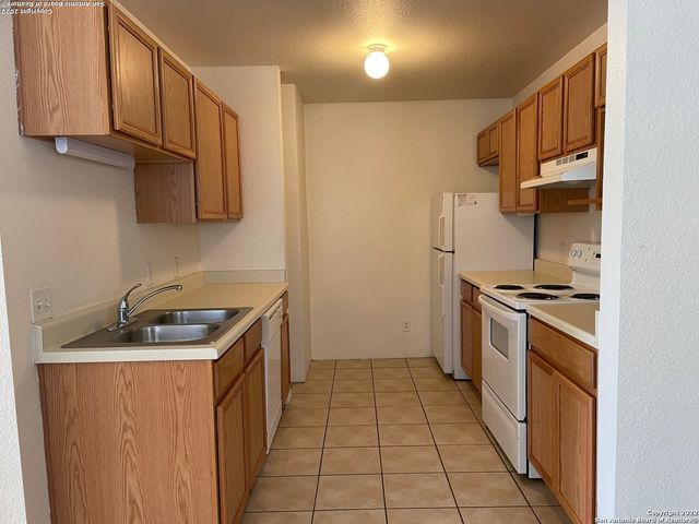 14541 Clovelly Wood, San Antonio, TX 78233