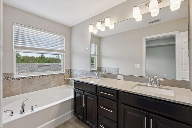 8650 VEDDER LANE, Orlando, FL 32832