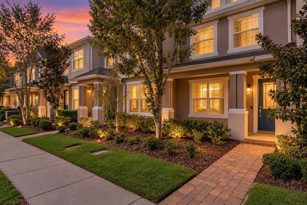 Image 2 of property listing at 8650 VEDDER LANE, Orlando, FL 32832