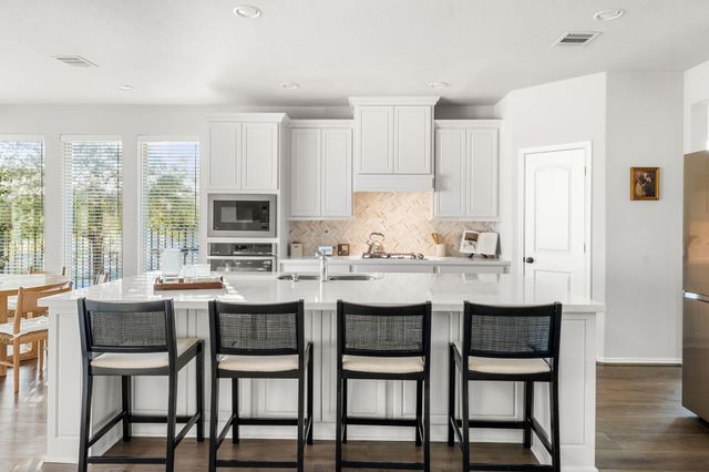 1020 Birchbrooke DR, Leander, TX 78641