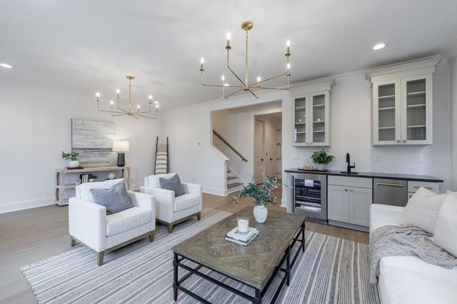 245 Mayfair Court, Alpharetta, GA 30009