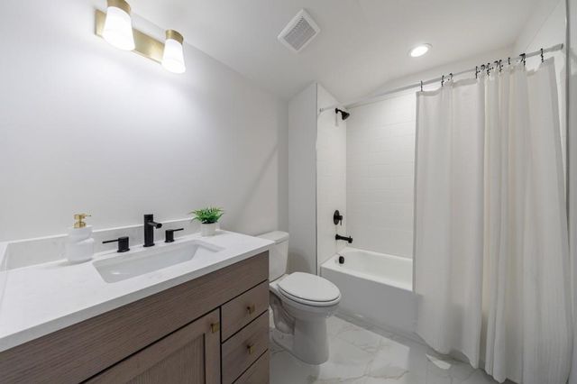 245 Mayfair Court, Alpharetta, GA 30009