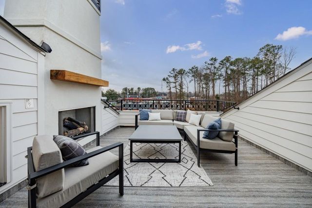 245 Mayfair Court, Alpharetta, GA 30009