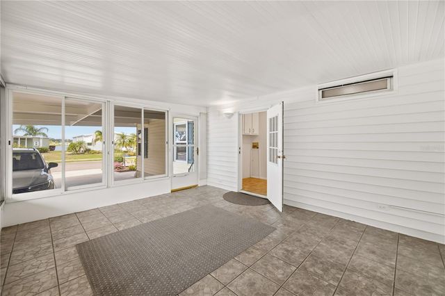 8402 IMPERIAL CIRCLE, Palmetto, FL 34221