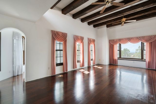 689 Gonzales, Santa Fe, NM 87501