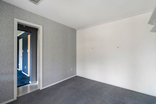 689 Gonzales, Santa Fe, NM 87501